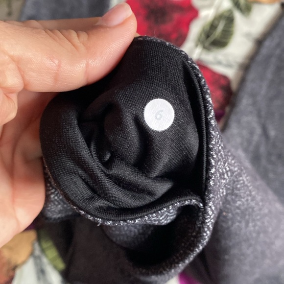 Lululemon Wunder Under Pant - Picture 9 of 11